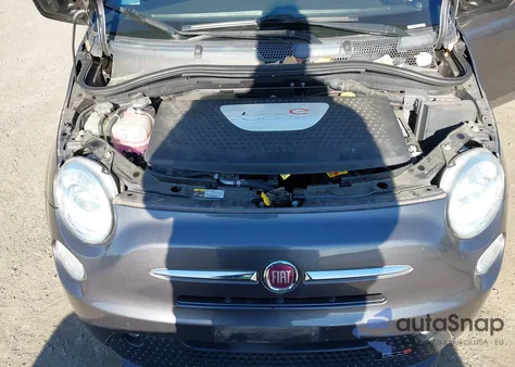 2015 Fiat 500E Battery Electric z USA, uszkodzony, nr VIN 3C3CFFGE2FT741282